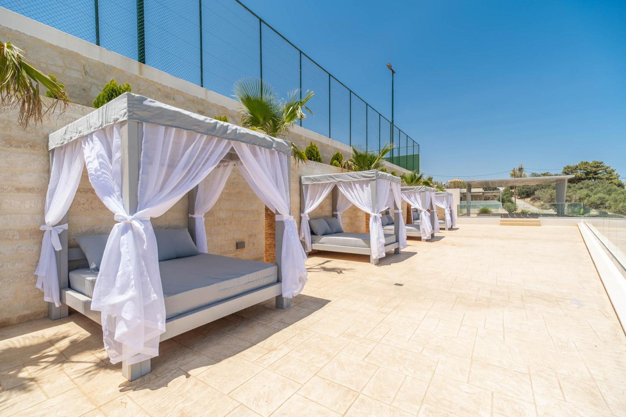 Amour Relax Hotel Almirida エクステリア 写真