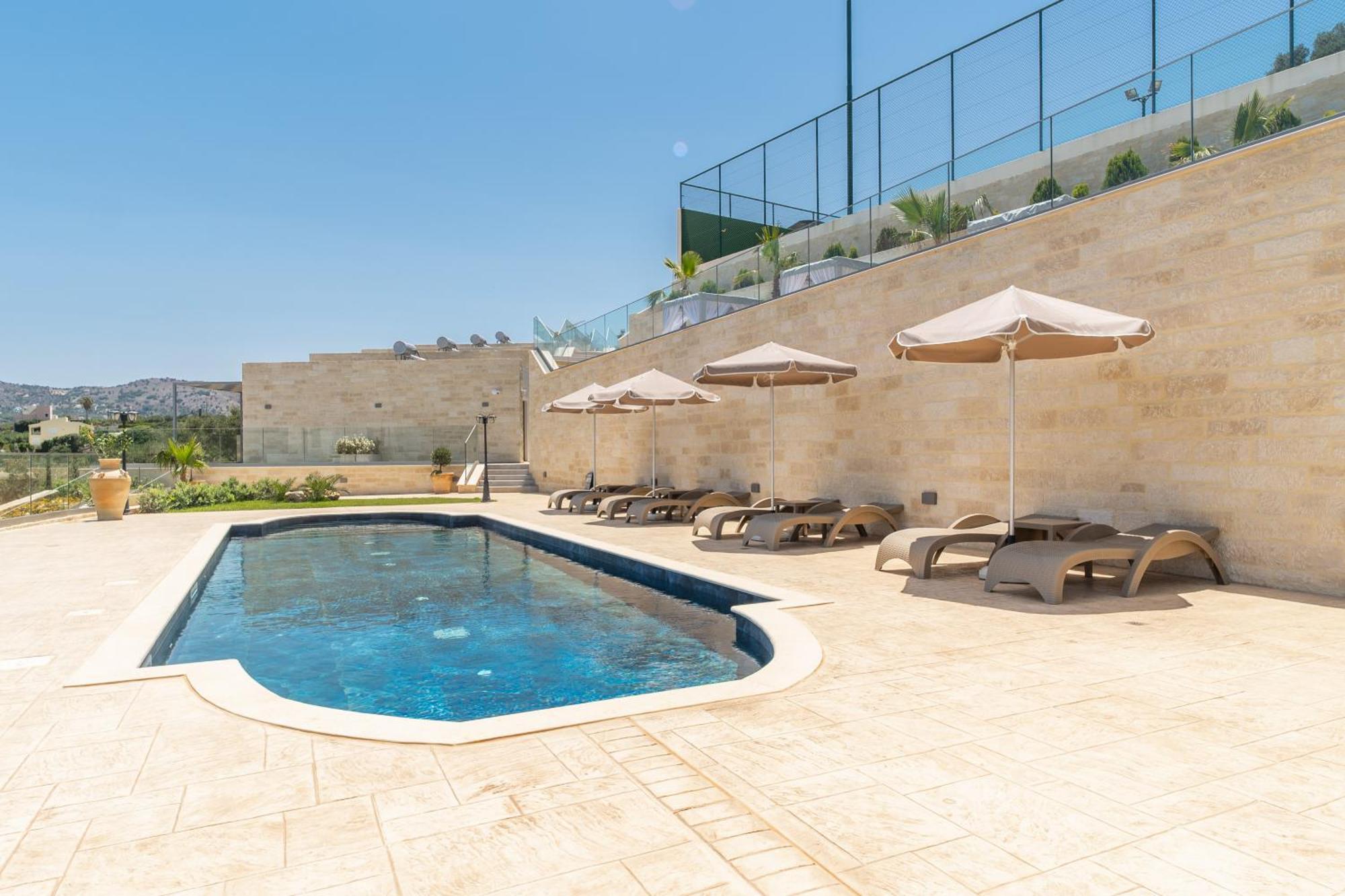 Amour Relax Hotel Almirida エクステリア 写真