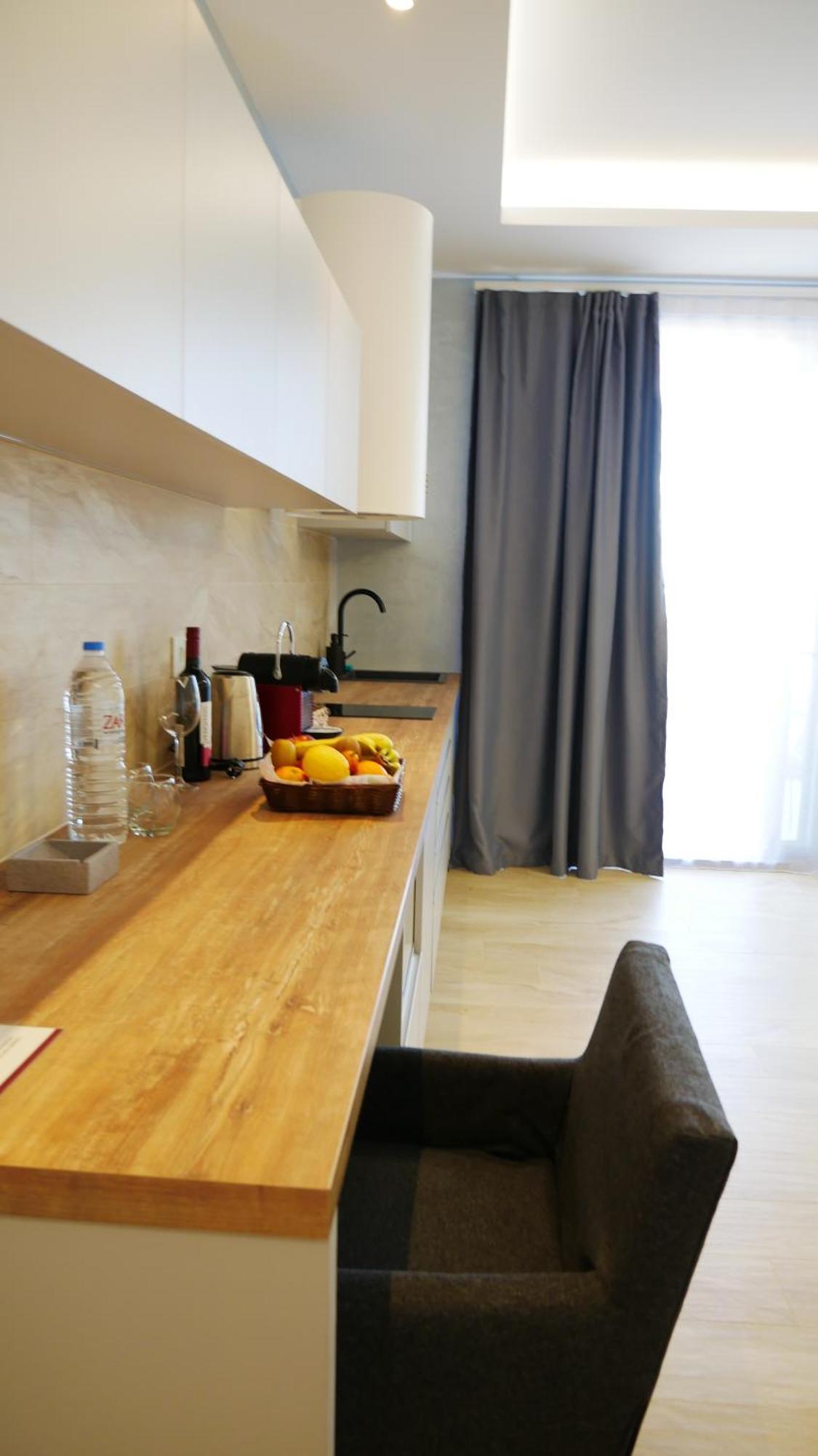 Amour Relax Hotel Almirida エクステリア 写真